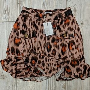 Cameo Collective leopard print mini skirt NWT